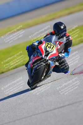 media/Jan-20-2023-Fastrack Riders (Fri) [[f2ad32aba3]]/Private/session 5 turn 13/